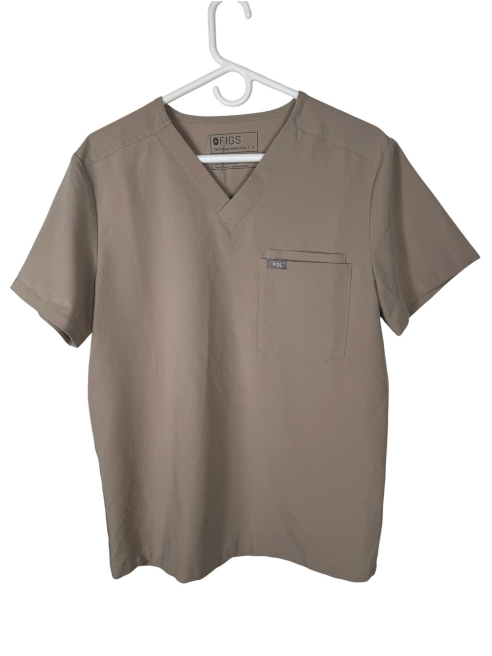 FIGS Leon Three Pocket Scrub Top Men’s Small Taupe Khaki FIONx